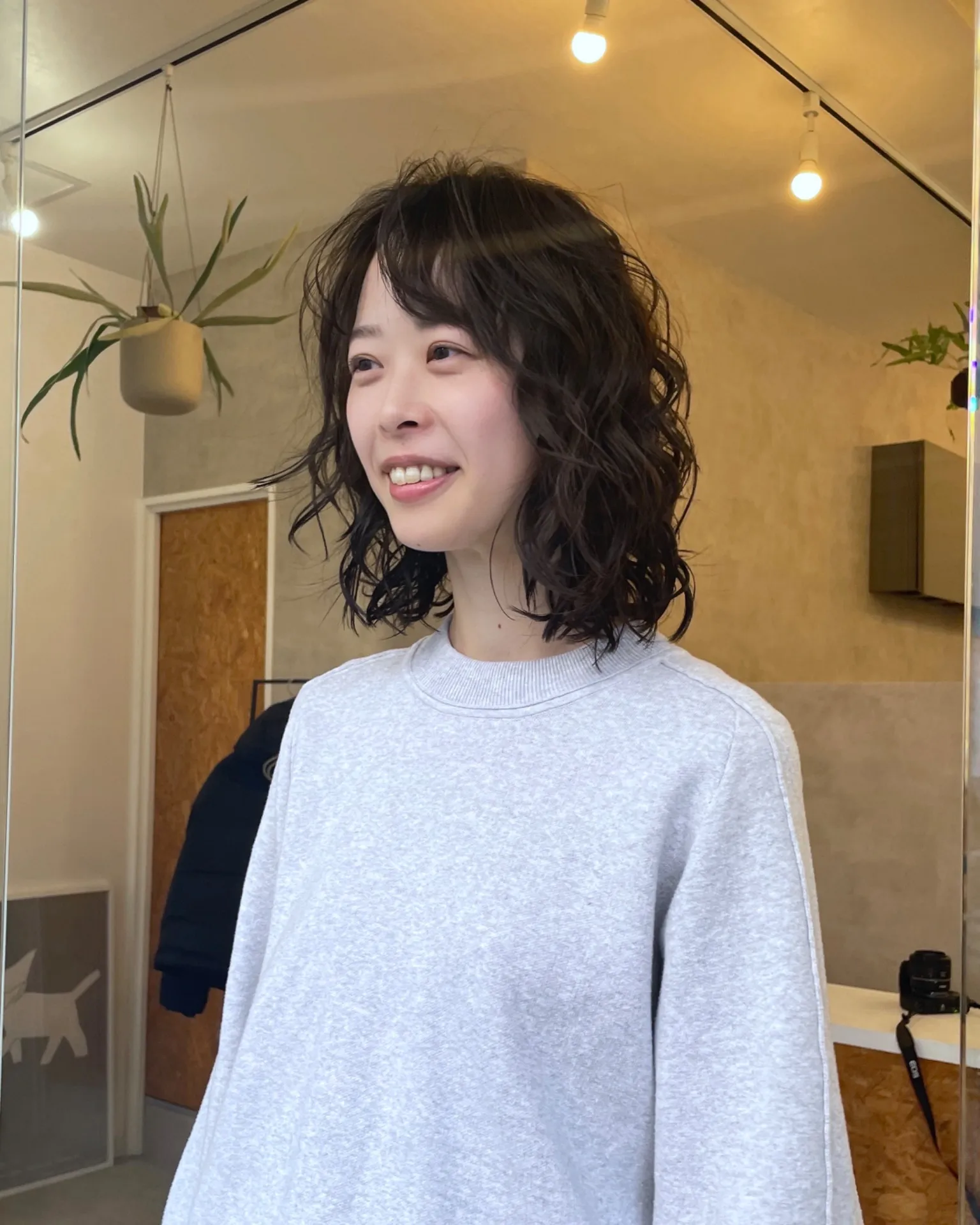 媚びないパーマ