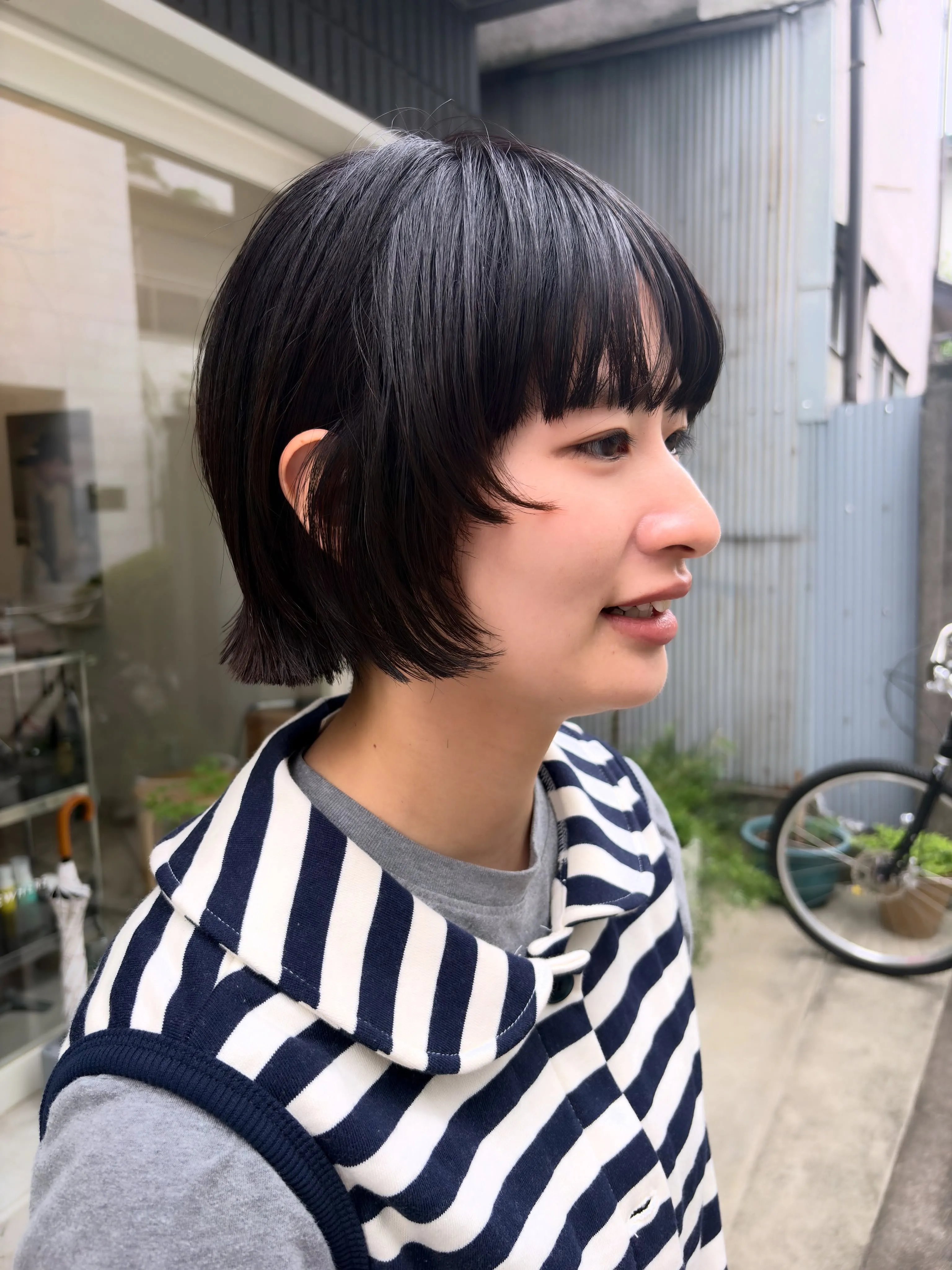 顔周りレイヤー × 外ハネBOB